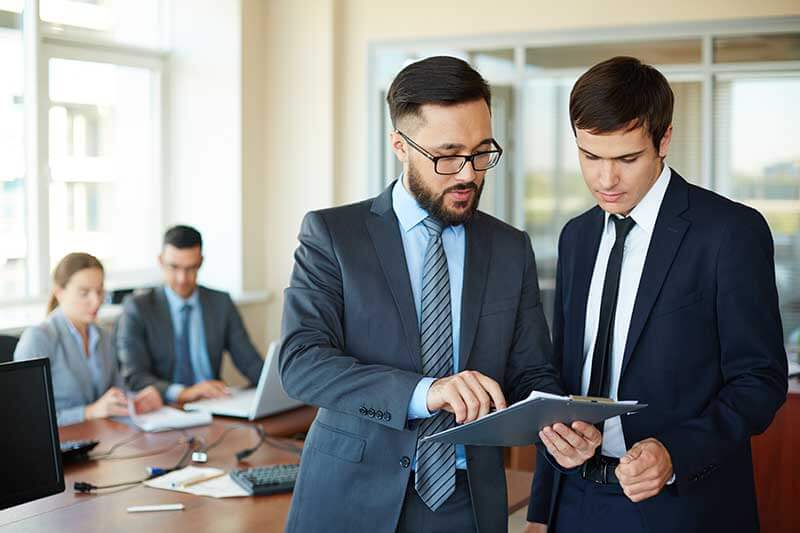 How-to-Be-a-Consultant-